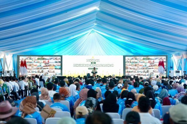 keberhasilan Indonesia mencapai swasembada pangan untuk tahun 2025.