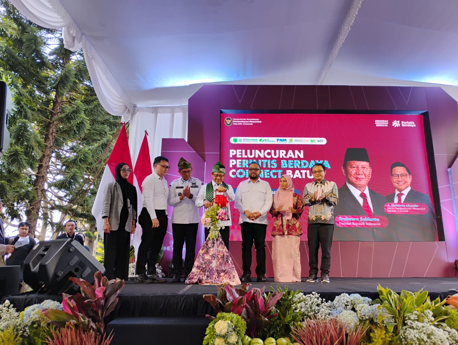 PBC Batu resmi diluncurkan! Program one-stop service untuk UMKM, kolaborasi Kemenko PM, PLUT-KUMKM, Batu Creative Hub, dan Rumah BUMN Malang.