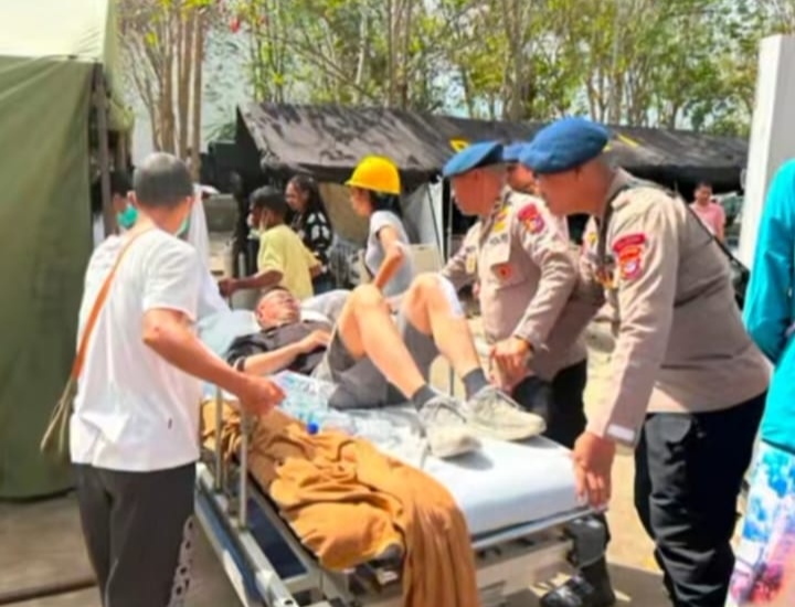 Kapolres Manggarai Barat: "Keselamatan pasien adalah prioritas utama." Evakuasi ke tenda darurat langkah mitigasi teraman. 