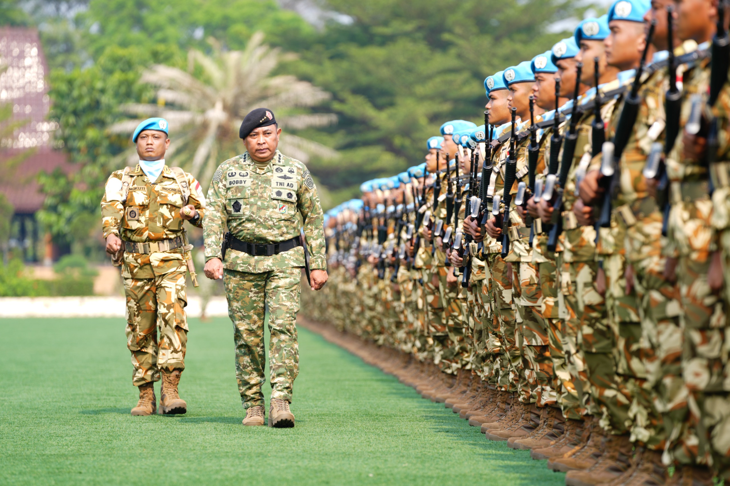 Pasukan Satgas BGC TNI Konga 39-H MONUSCO dalam formasi upacara.